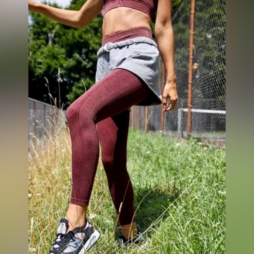 Aerie Burgundy Ribbed High Waisted Moto Legging Compression Women’s Sz Small